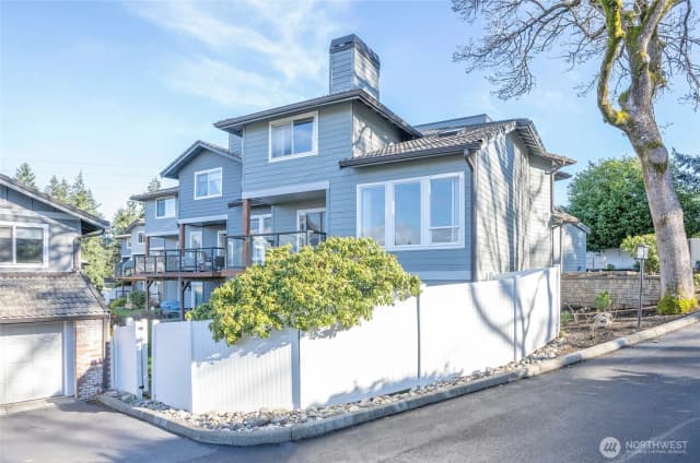 Property photo for 7326 Steilacoom Boulevard Sw #d3, Lakewood photo 2