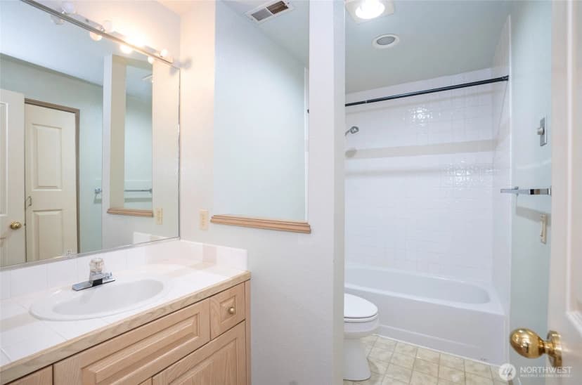 Property photo for 7326 Steilacoom Boulevard Sw #d3, Lakewood photo 24
