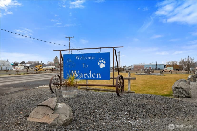 Property photo for 924 La Vista Drive, Warden photo 27