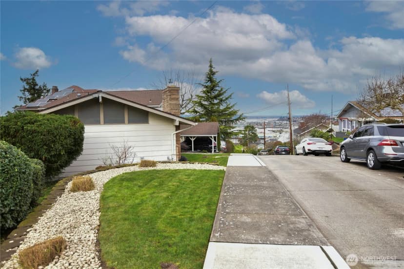 Property photo for 3420 Snohomish Avenue, Everett photo 9