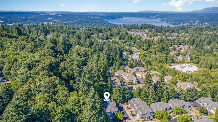 Property photo for 5523 Lakemont Boulevard Se #604, Bellevue photo 34