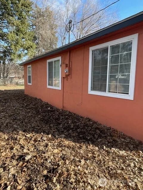Property photo for 212 4th Street W, Tonasket photo 17
