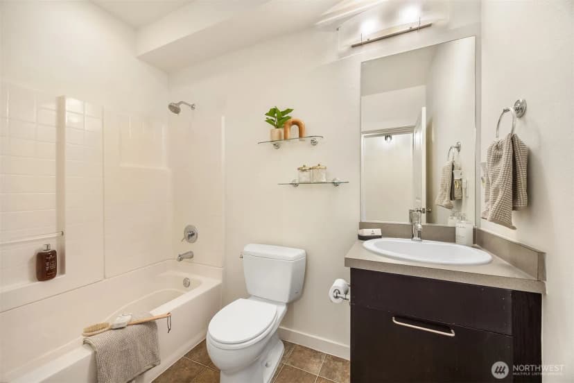Property photo for 1848 Ne Kenyon Court, Issaquah photo 25