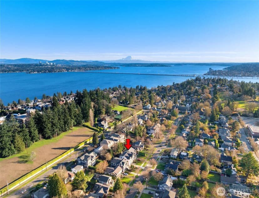 Property photo for 4716 48th Avenue Ne, Seattle photo 40