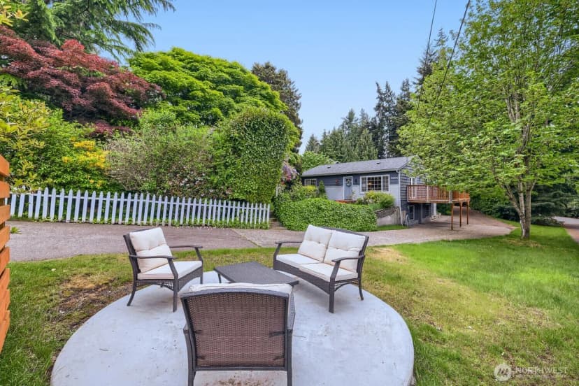 Property photo for 9004 218th Street Sw, Edmonds photo 28