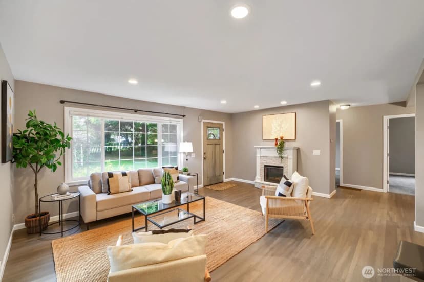 Property photo for 9004 218th Street Sw, Edmonds photo 6