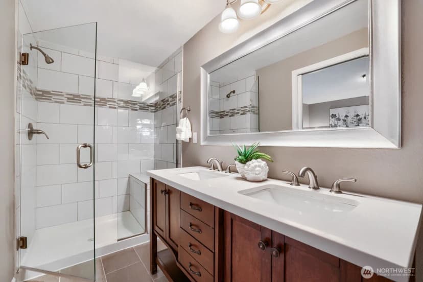 Property photo for 9004 218th Street Sw, Edmonds photo 16