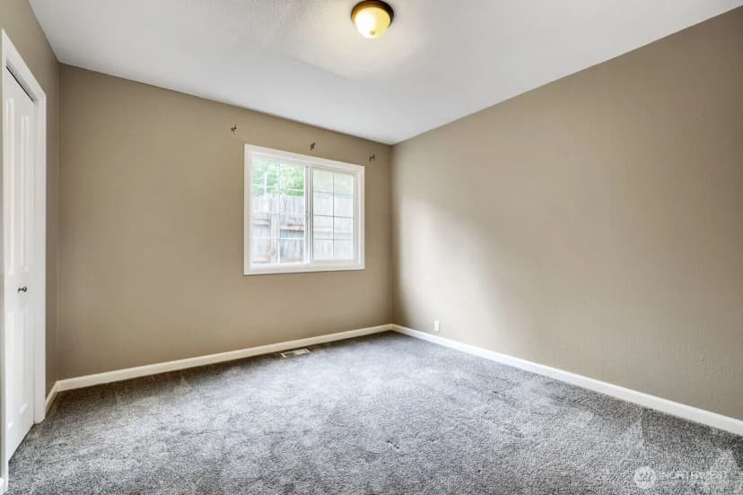 Property photo for 9004 218th Street Sw, Edmonds photo 20