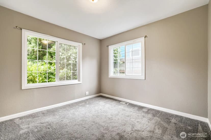 Property photo for 9004 218th Street Sw, Edmonds photo 18