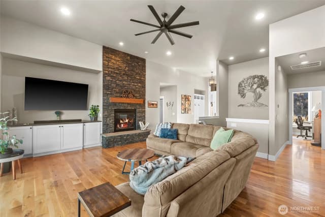 Property photo for 2910 N Baker Avenue, East Wenatchee photo 5