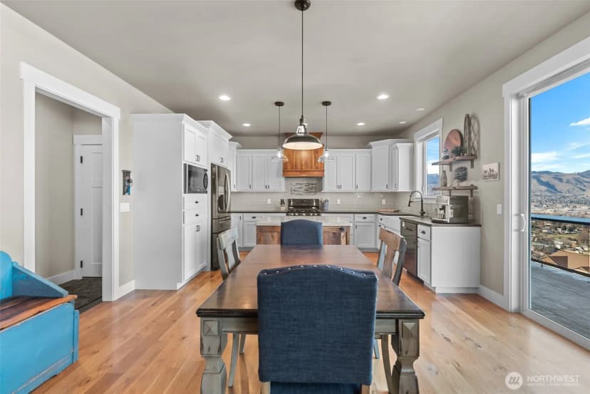Property photo for 2910 N Baker Avenue, East Wenatchee photo 8