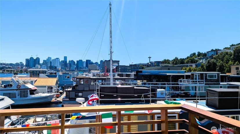 Property photo for 2040 Westlake Avenue N #17, Seattle photo 25