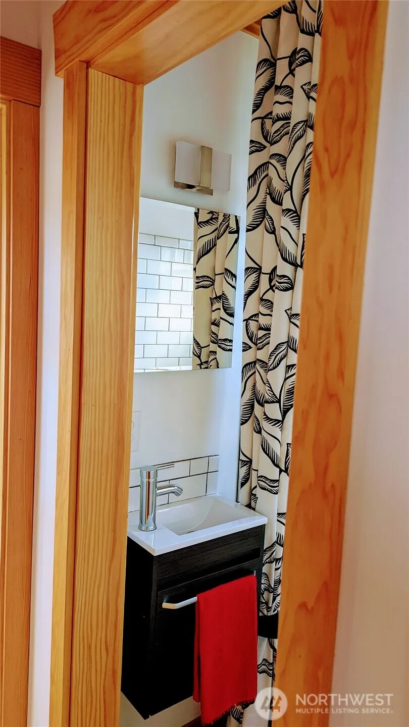 Property photo for 2040 Westlake Avenue N #17, Seattle photo 14