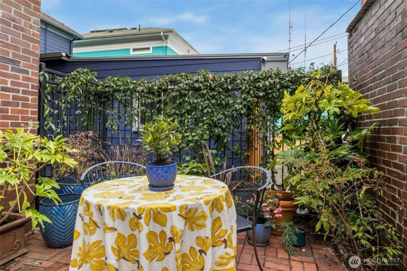 Property photo for 1120 17th Avenue #104, Seattle photo 10