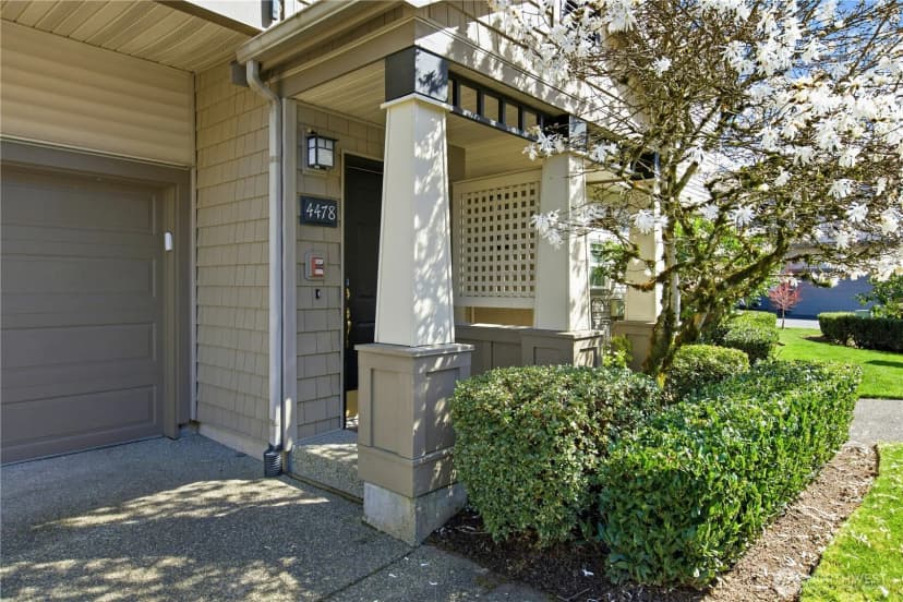 Property photo for 4478 248th Lane Se, Sammamish photo 3