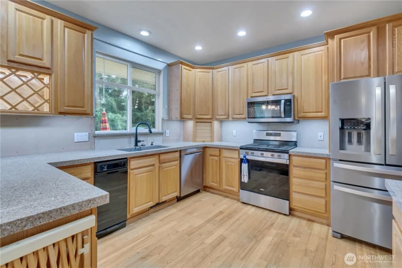 Property photo for 25409 159th Avenue E, Graham photo 16