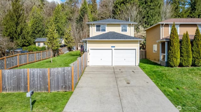 Property photo for 45259 Main Street, Concrete