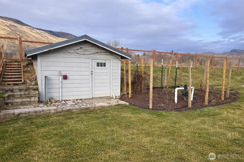 Property photo for 714 Juniper, Oroville photo 16