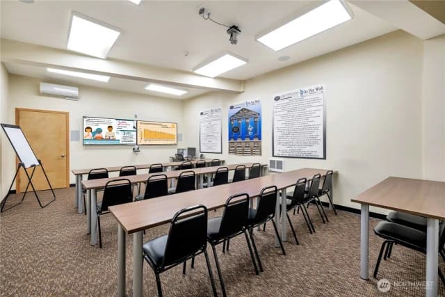 Property photo for 13003 Tukwila International Boulevard, Tukwila photo 3