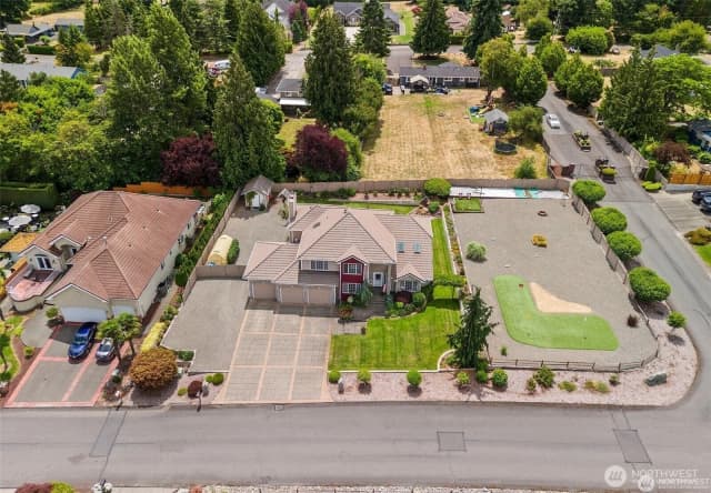 Property photo for 4618 51st Street Ct E, Tacoma photo 2