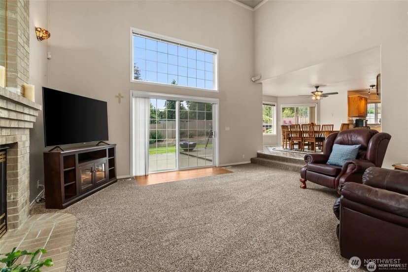 Property photo for 4618 51st Street Ct E, Tacoma photo 6