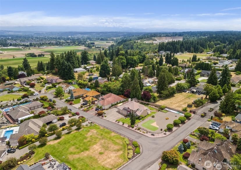 Property photo for 4618 51st Street Ct E, Tacoma photo 39
