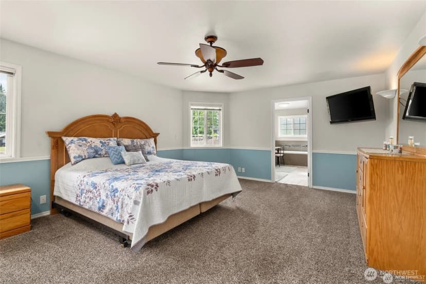 Property photo for 4618 51st Street Ct E, Tacoma photo 16