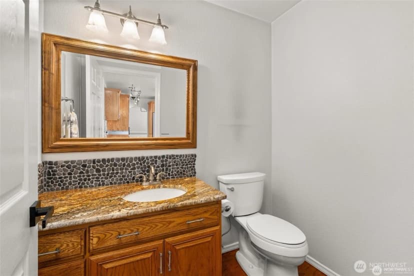 Property photo for 4618 51st Street Ct E, Tacoma photo 13