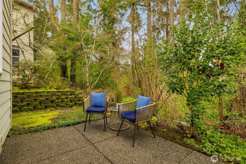 Property photo for 1717 100th Avenue Ne, Bellevue photo 37