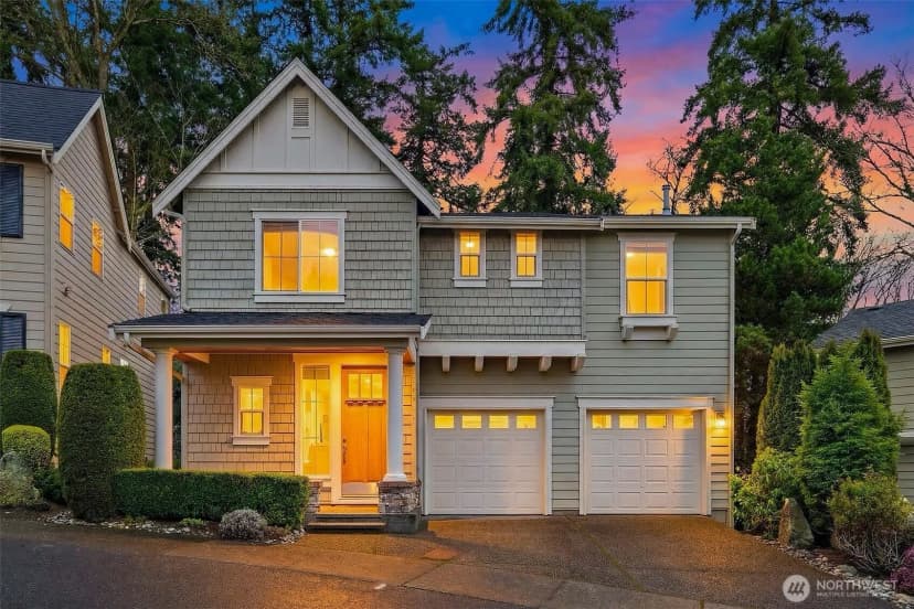 Property photo for 1717 100th Avenue Ne, Bellevue photo 2