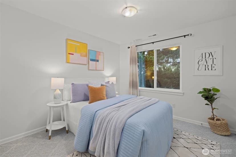 Property photo for 1717 100th Avenue Ne, Bellevue photo 31