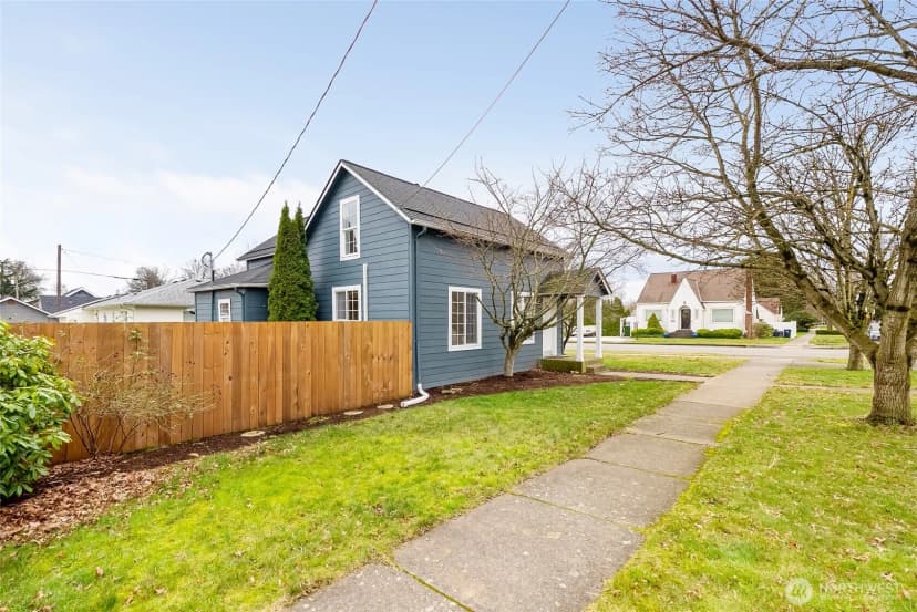 Property photo for 919 Liberty Street, Lynden photo 31
