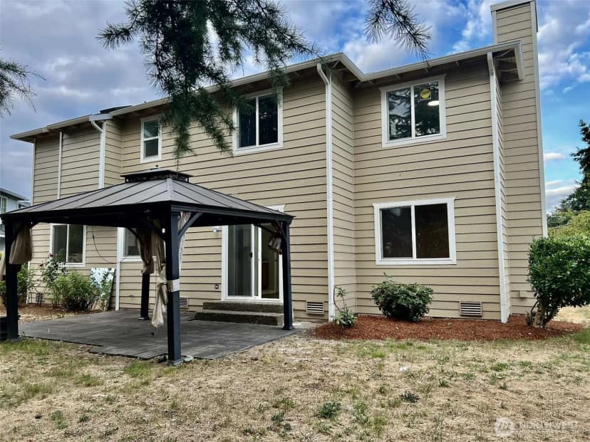 Property photo for 10900 Se 219th Place, Kent photo 4