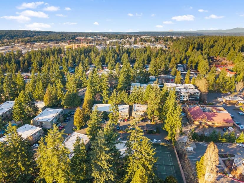 Property photo for 1414 154th Avenue Ne #4406, Bellevue photo 36
