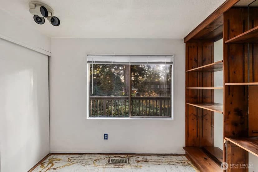Property photo for 1414 154th Avenue Ne #4406, Bellevue photo 19