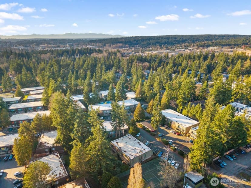 Property photo for 1414 154th Avenue Ne #4406, Bellevue photo 35