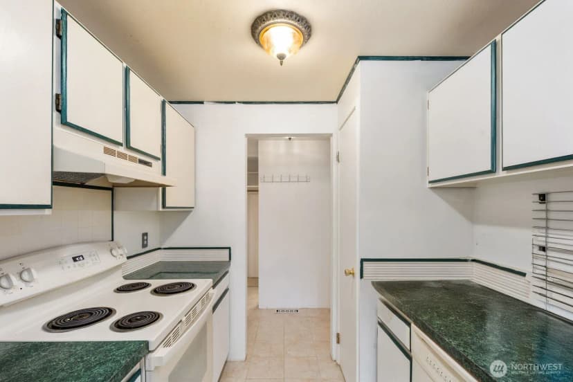 Property photo for 1414 154th Avenue Ne #4406, Bellevue photo 7