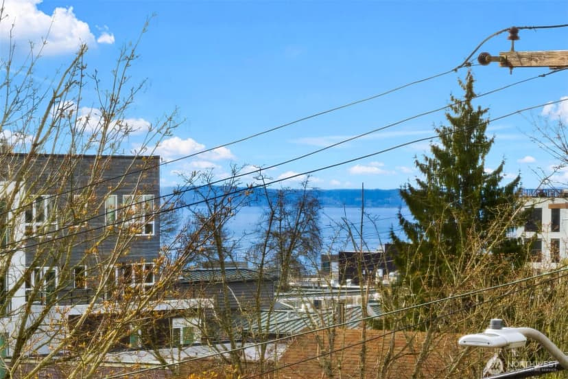 Property photo for 150 Valley Street #302, Seattle photo 10