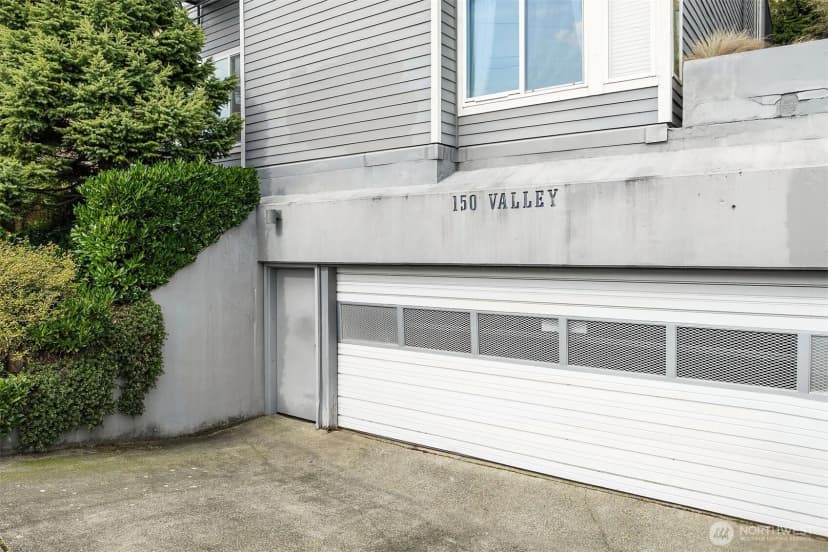 Property photo for 150 Valley Street #302, Seattle photo 29