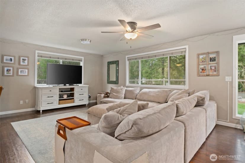 Property photo for 15706 71st Street Nw, Lakebay photo 9