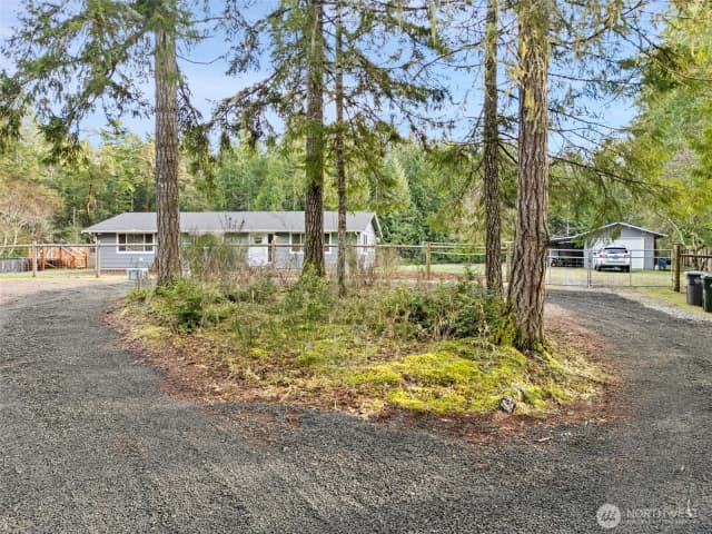 Property photo for 15706 71st Street Nw, Lakebay photo 2