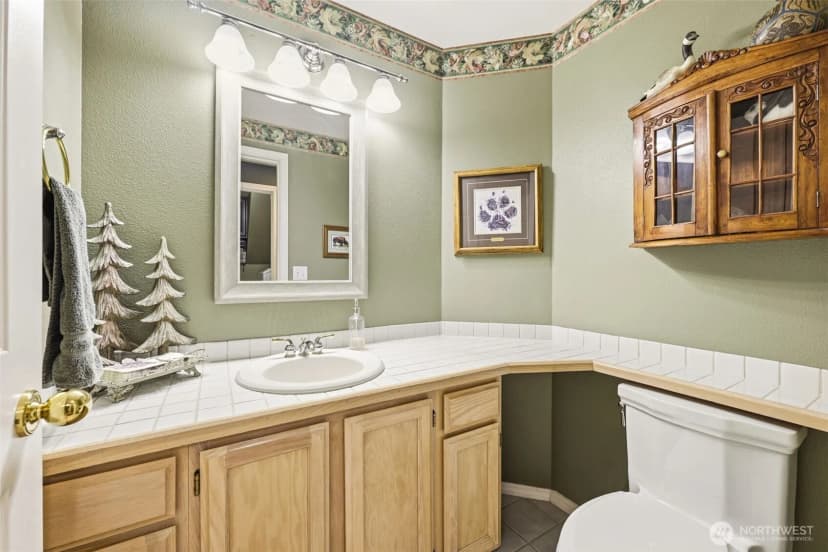 Property photo for 8310 61st Street W, University Place photo 25