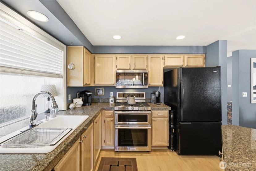 Property photo for 8310 61st Street W, University Place photo 17