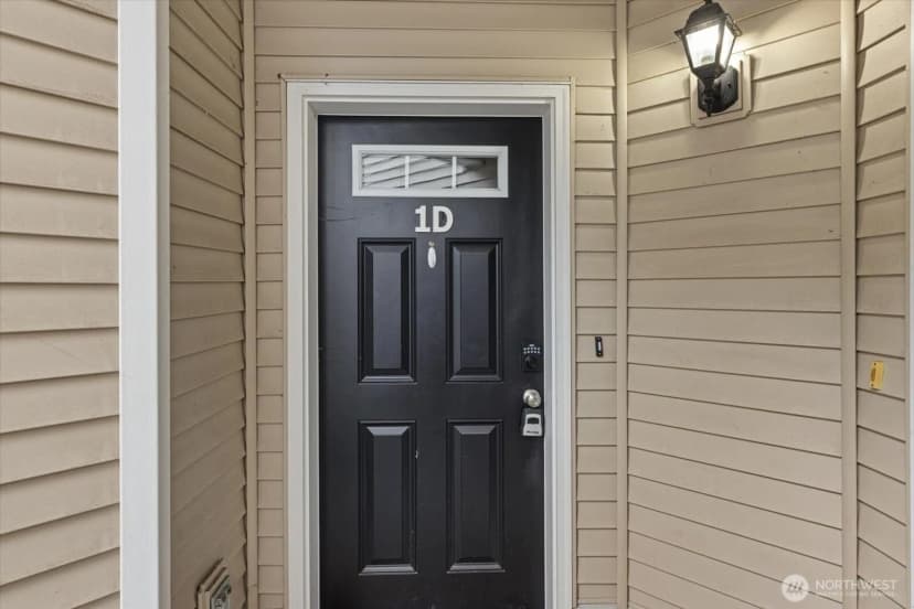 Property photo for 10829 19th Avenue Se #1d, Everett photo 3