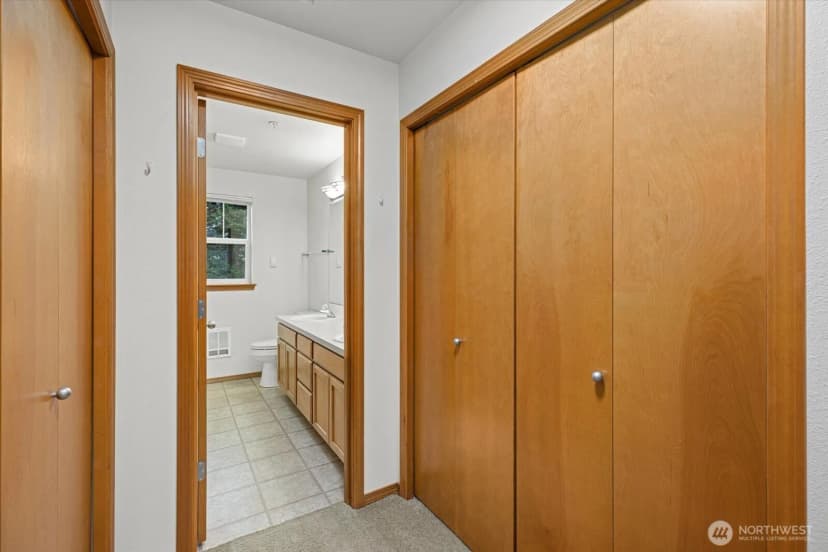 Property photo for 10829 19th Avenue Se #1d, Everett photo 16