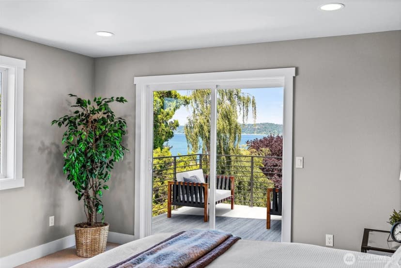 Property photo for 425 Ton-a-wan-da Avenue Ne, Tacoma photo 23