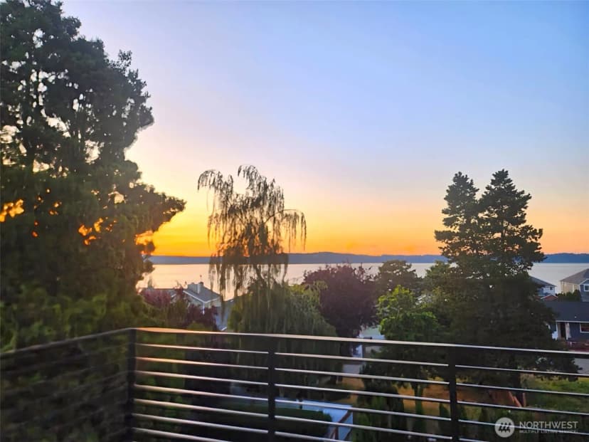 Property photo for 425 Ton-a-wan-da Avenue Ne, Tacoma photo 24
