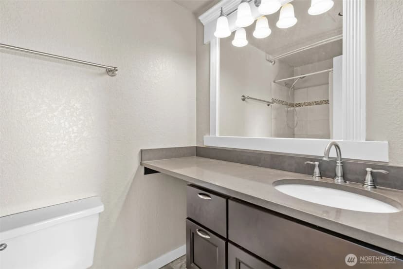 Property photo for 9815 Holly Drive #a208, Everett photo 12