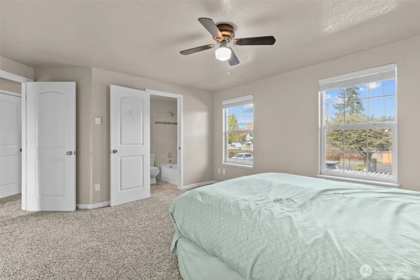 Property photo for 9815 Holly Drive #a208, Everett photo 13