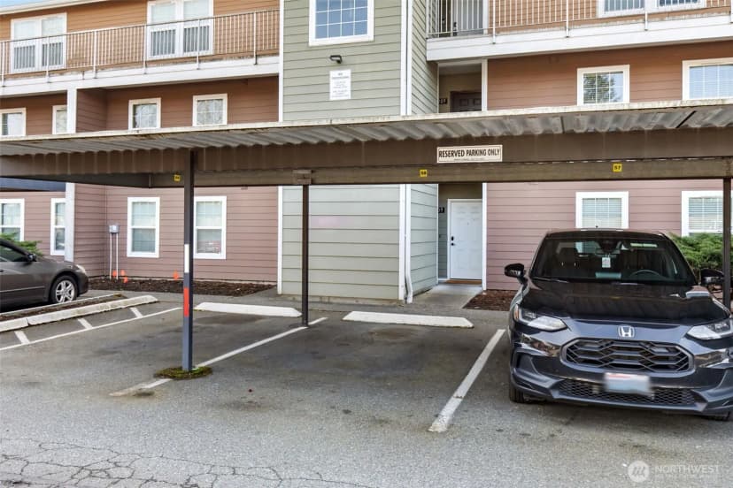Property photo for 9815 Holly Drive #a208, Everett photo 19